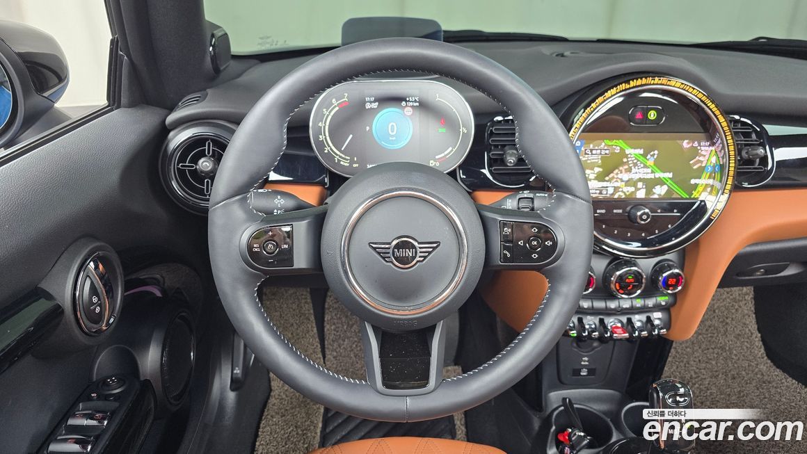 Mini Cooper Convertible 2024