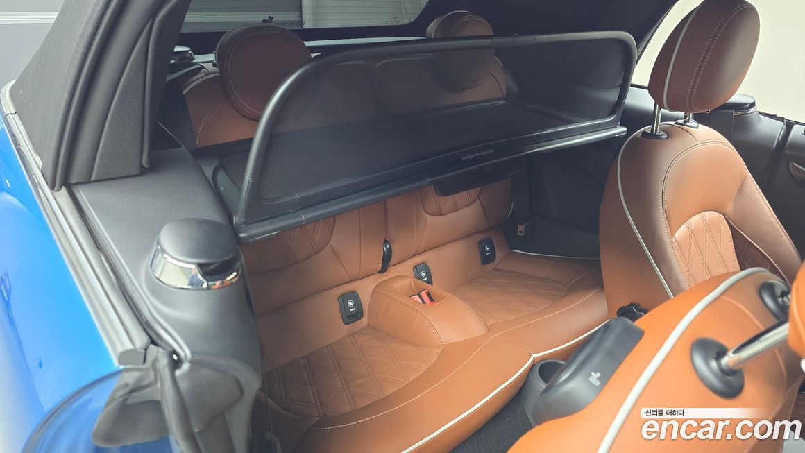 Mini Cooper Convertible 2024