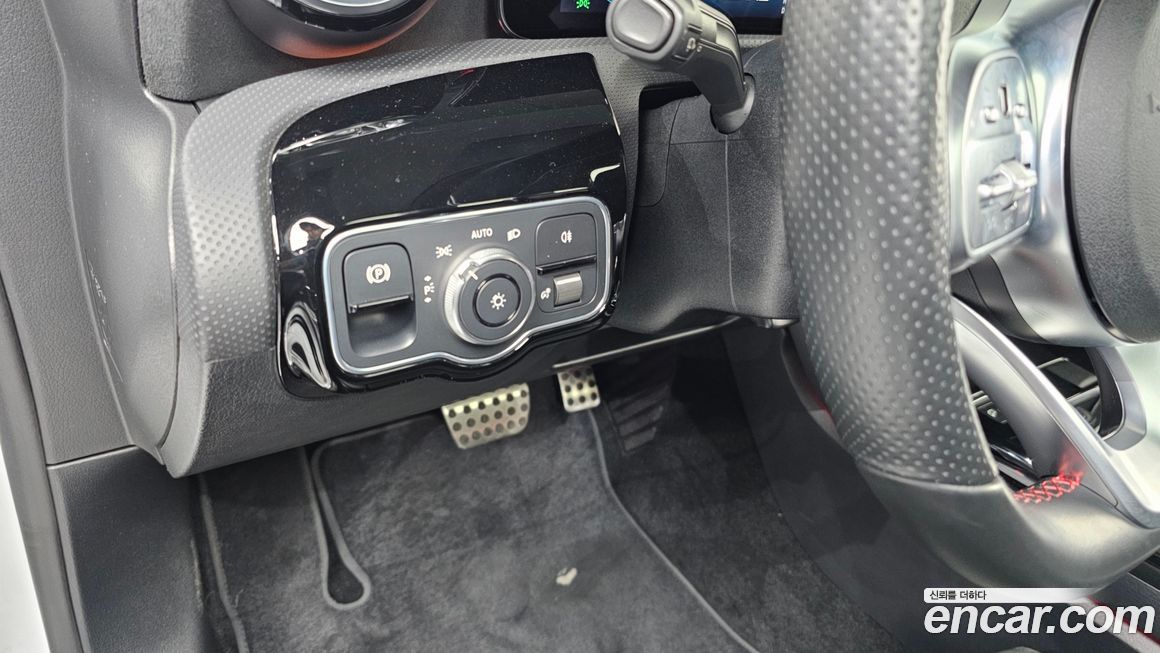 Mercedes-Benz A-Class 2021