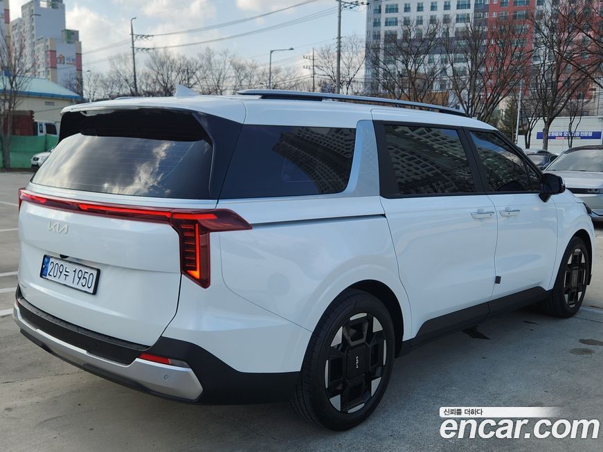 Kia Canival 2024
