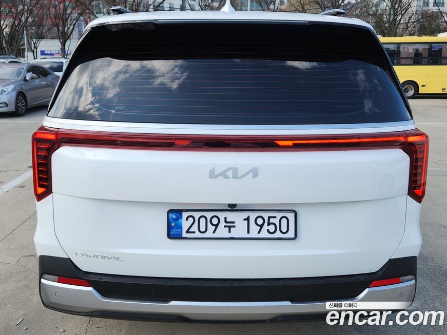 Kia Canival 2024