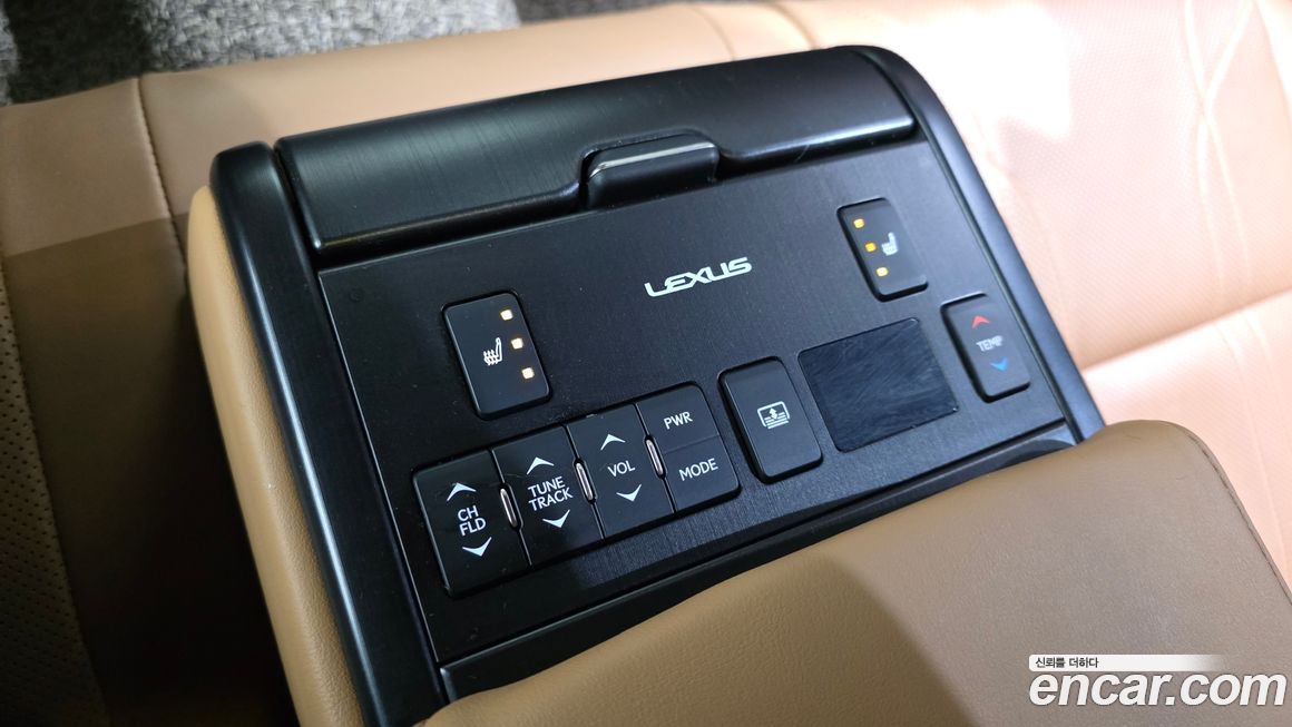 Lexus ES 2019