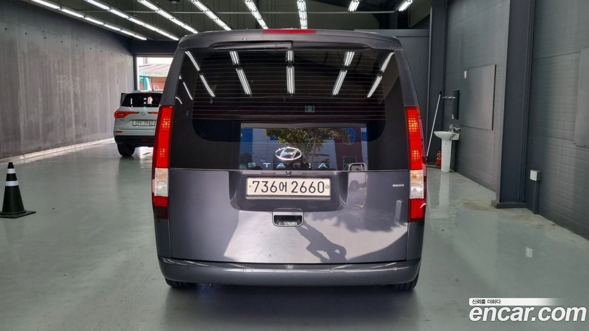 Hyundai Staria 2022