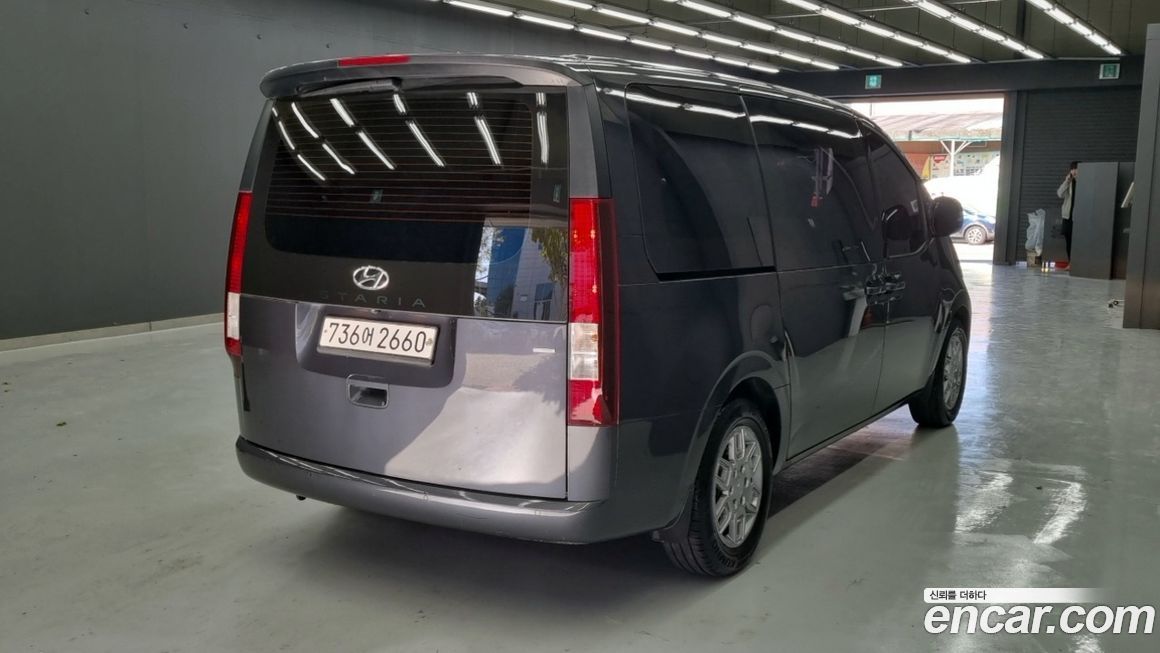 Hyundai Staria 2022