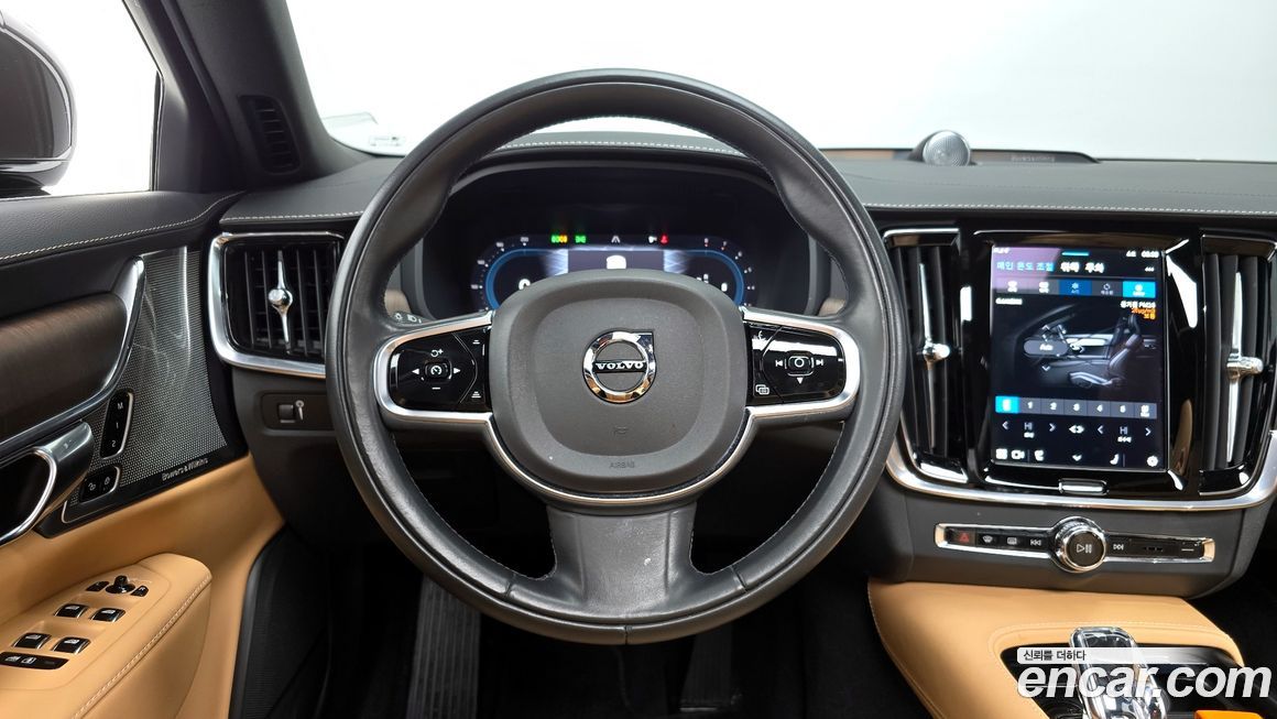 Volvo S90 2022
