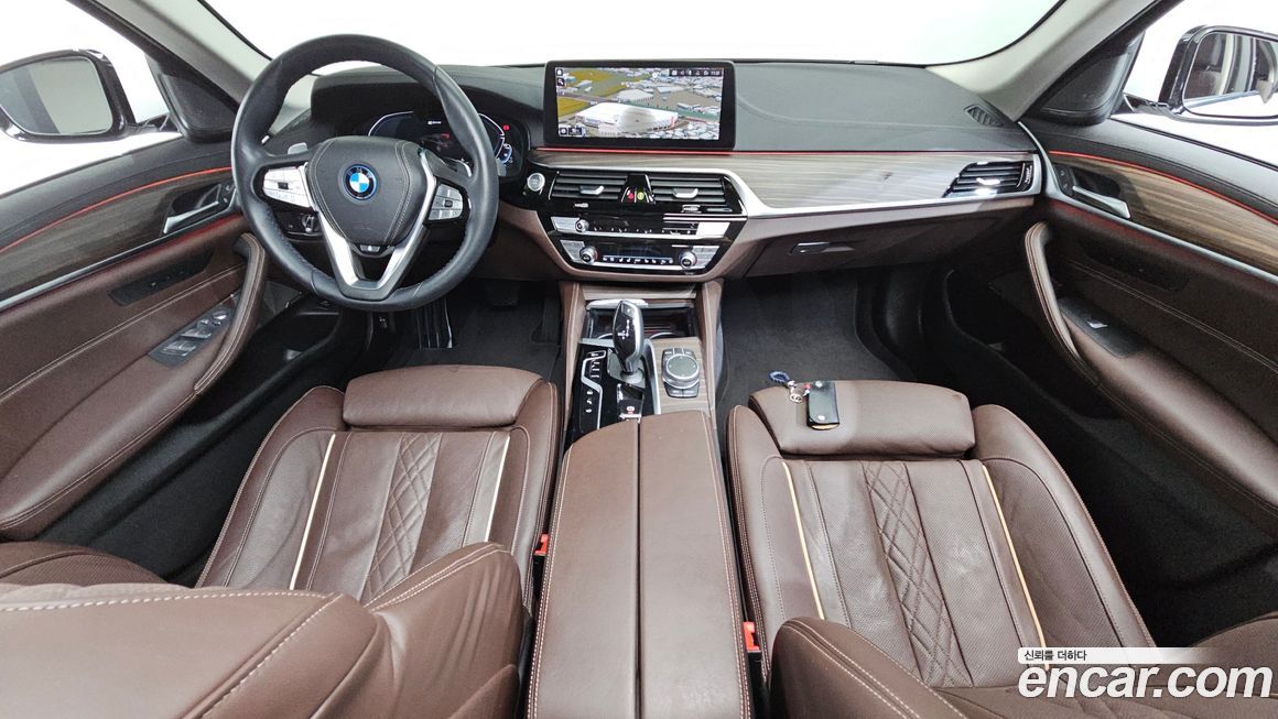 BMW 5-Series 2022