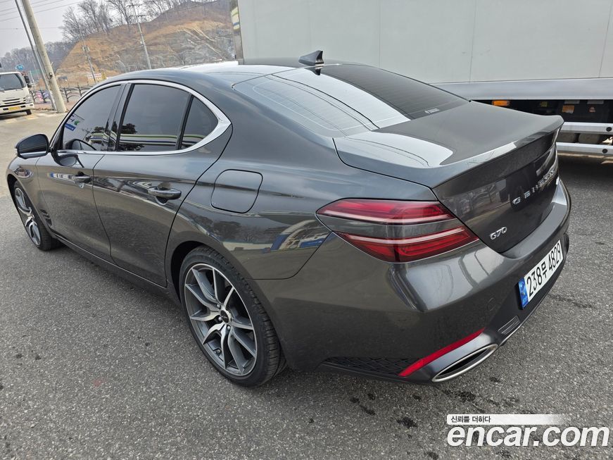 Genesis G70 2024