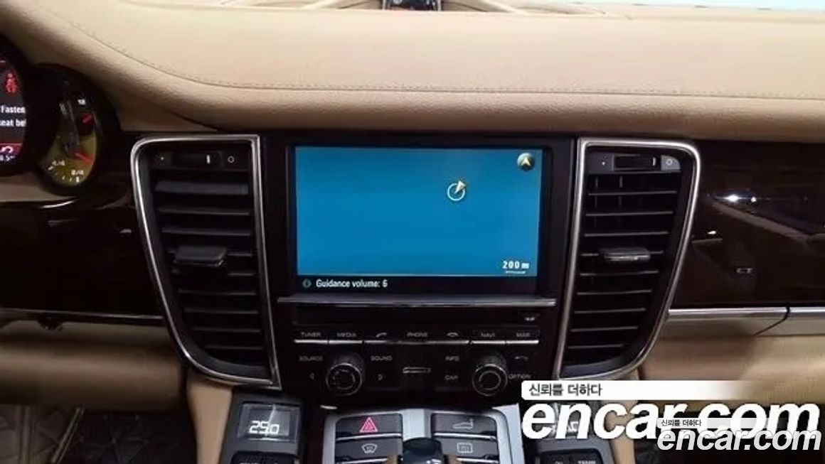 Porsche Panamera 2014