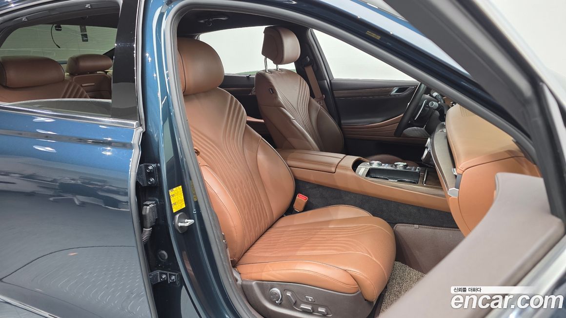 Genesis G80 2023