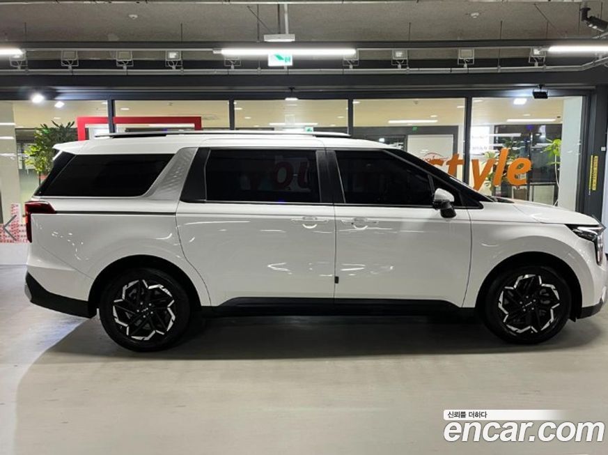 Kia Canival 2025