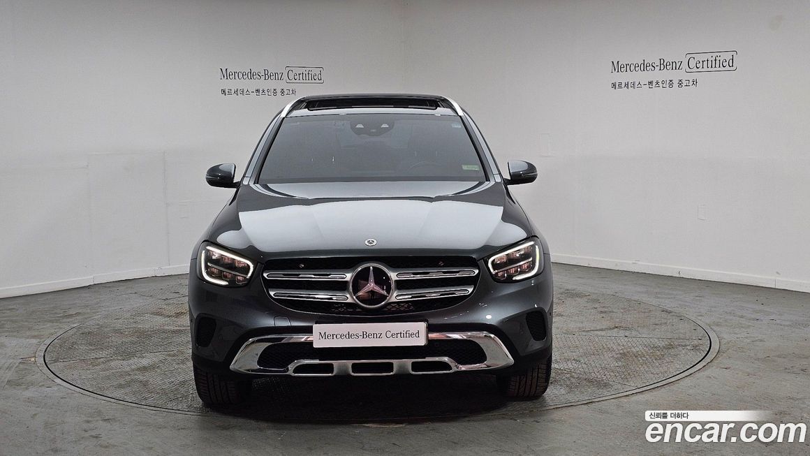 Mercedes-Benz GLC-Class 2021