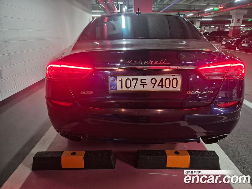 Maserati Quattroporte 2015