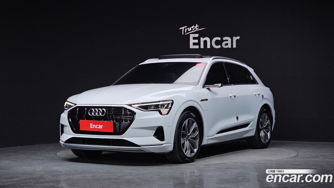 Audi e-tron 2021