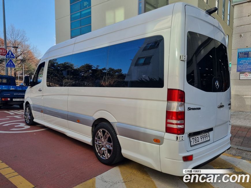 Mercedes-Benz Sprinter 2013
