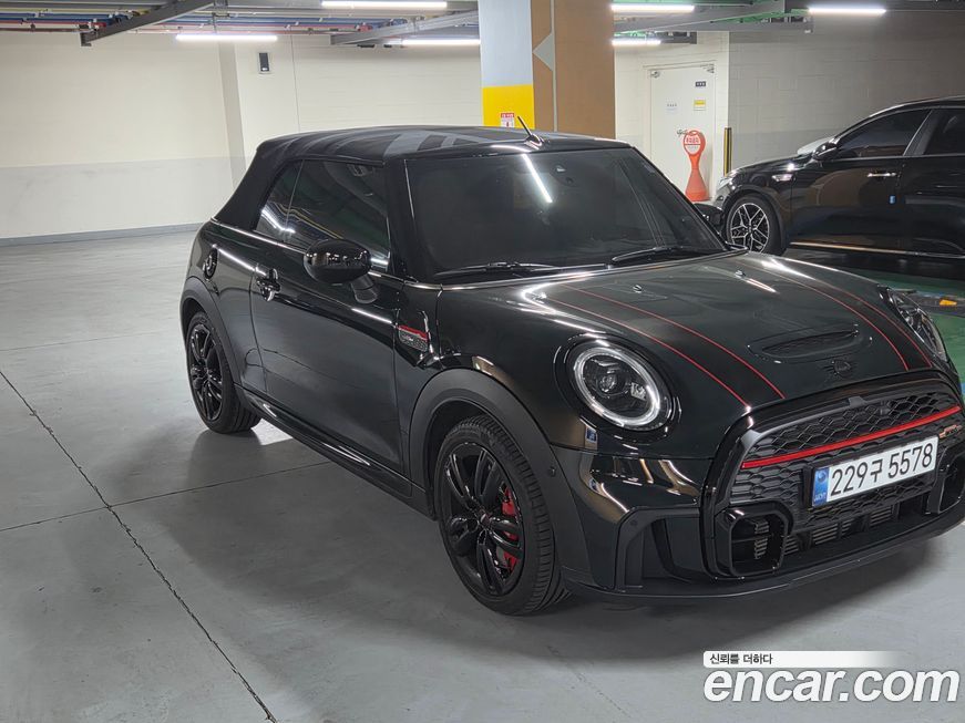 Mini Cooper Convertible 2023