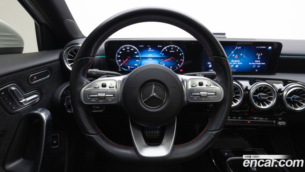 Mercedes-Benz A-Class 2021