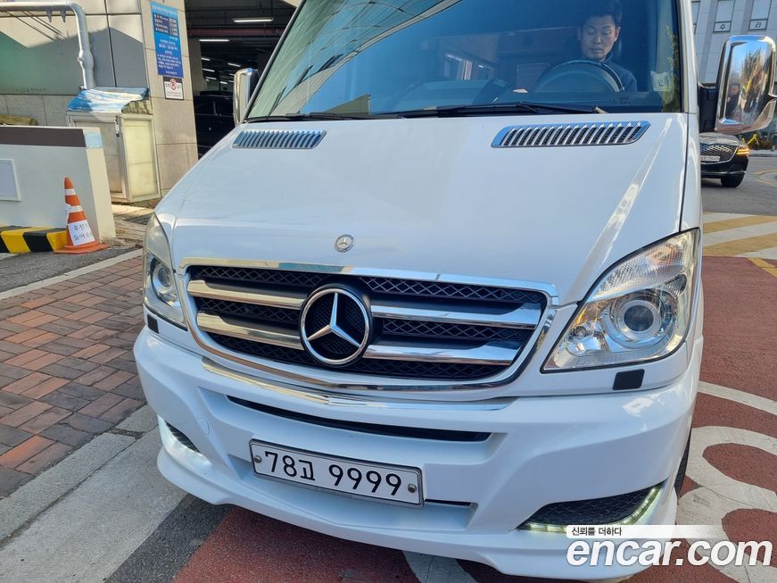 Mercedes-Benz Sprinter 2013