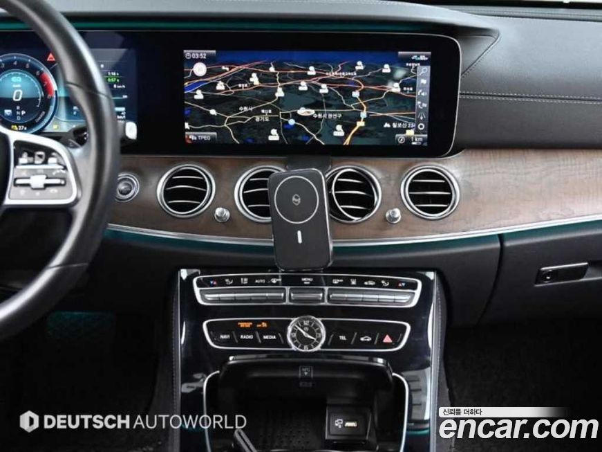 Mercedes-Benz E-Class 2020