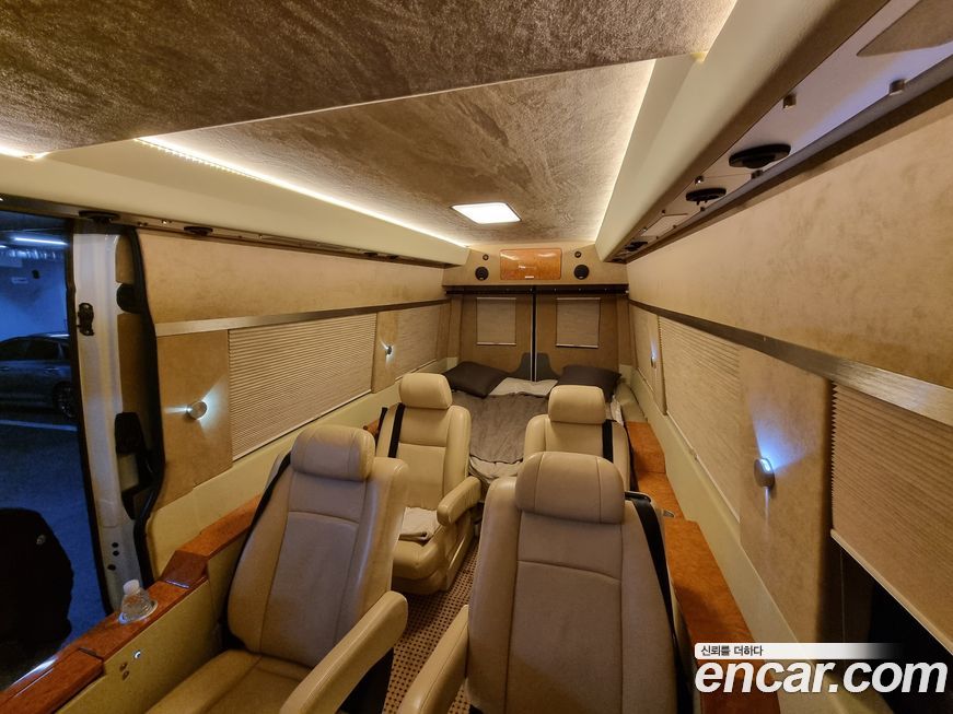 Mercedes-Benz Sprinter 2013