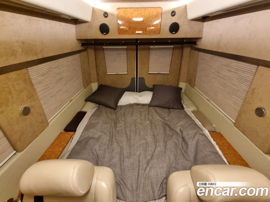 Mercedes-Benz Sprinter 2013