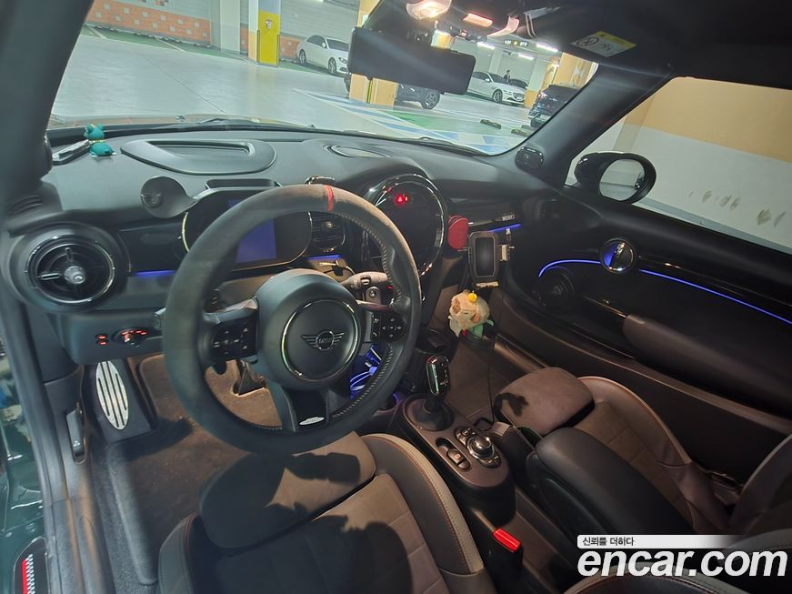 Mini Cooper Convertible 2023