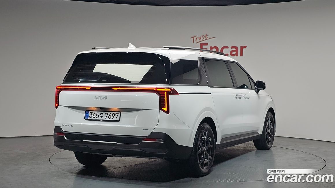 Kia Canival 2025