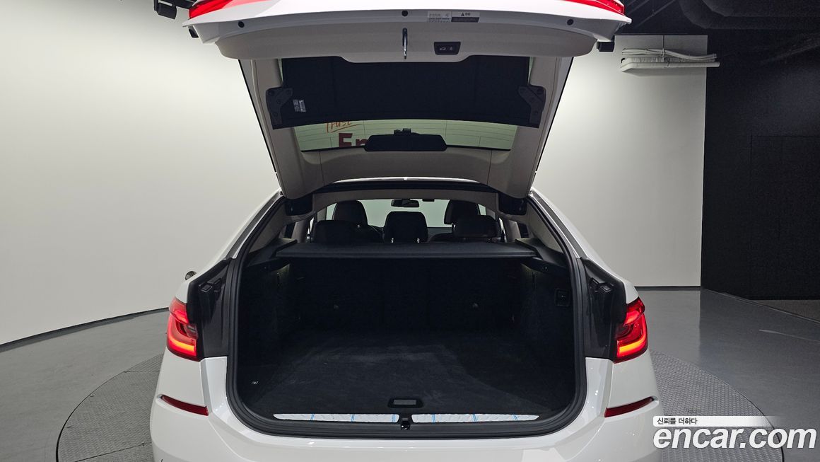 BMW Gran Turismo 2023