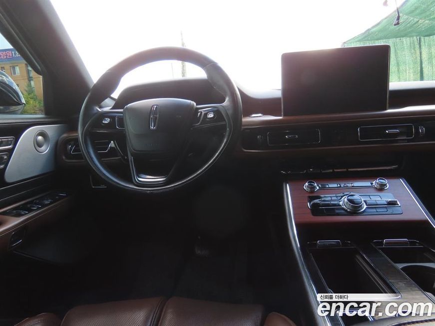 Lincoln Aviator 2021