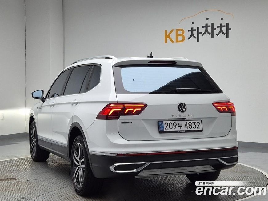 Volkswagen Tiguan 2024