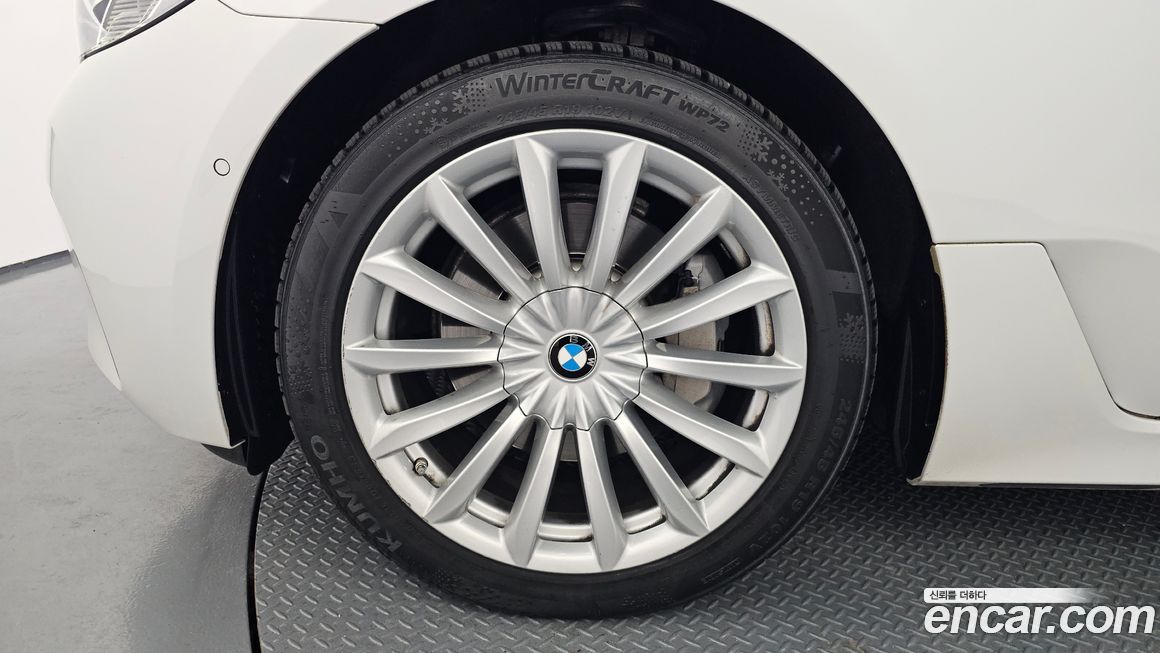 BMW Gran Turismo 2023