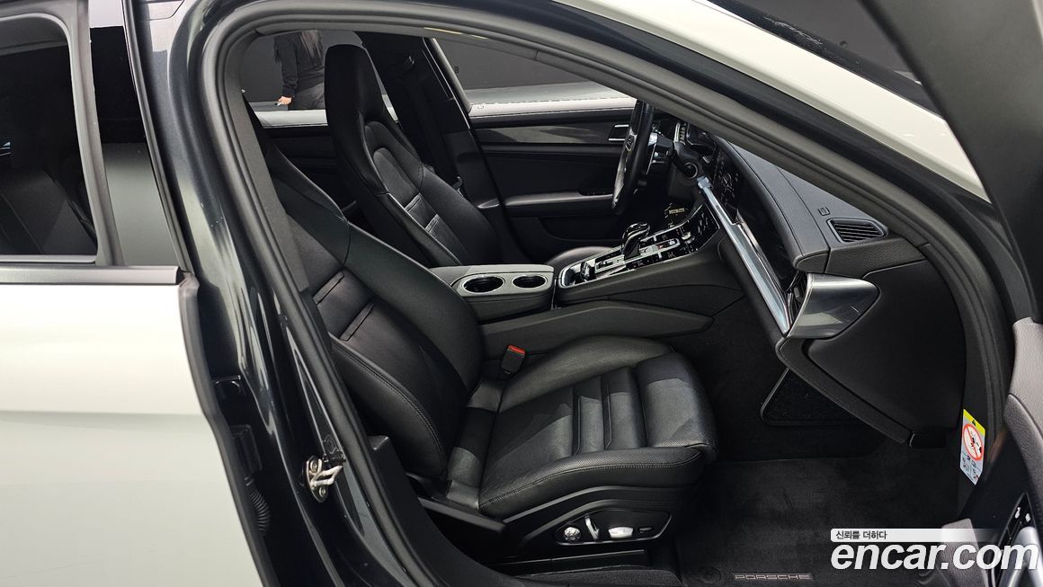 Porsche Panamera 2018