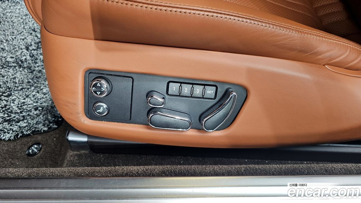 Bentley Continental 2016