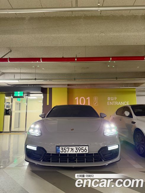 Porsche Panamera 2018