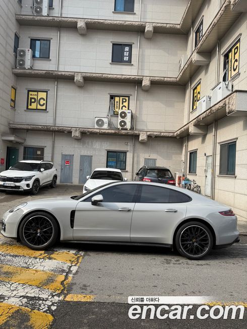 Porsche Panamera 2018