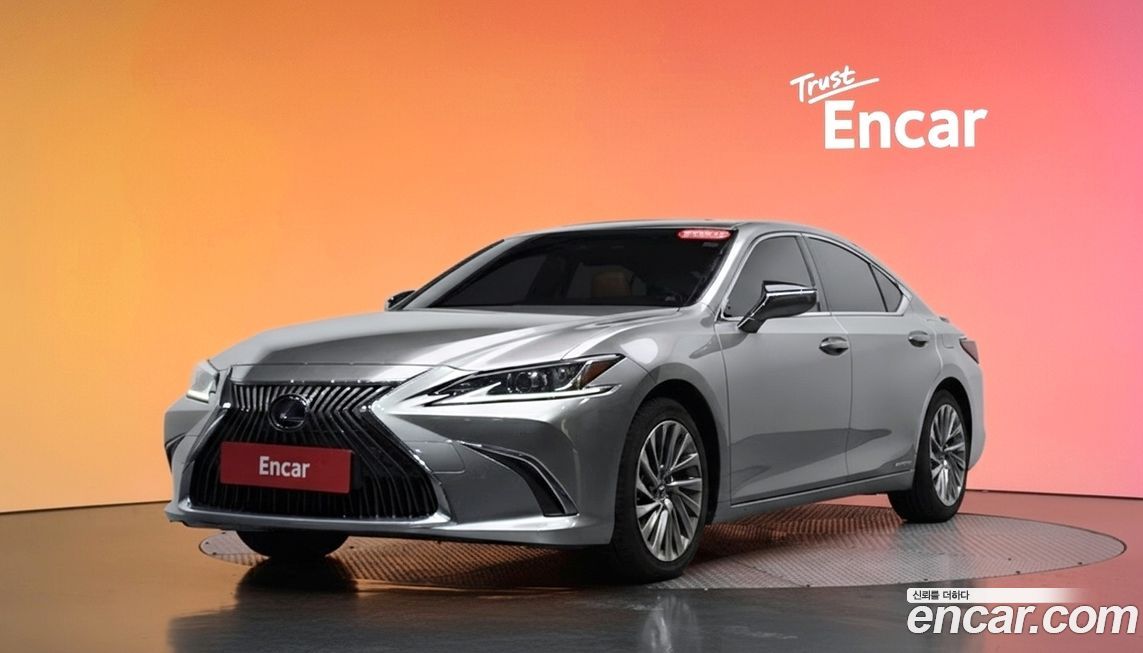 Lexus ES 2021