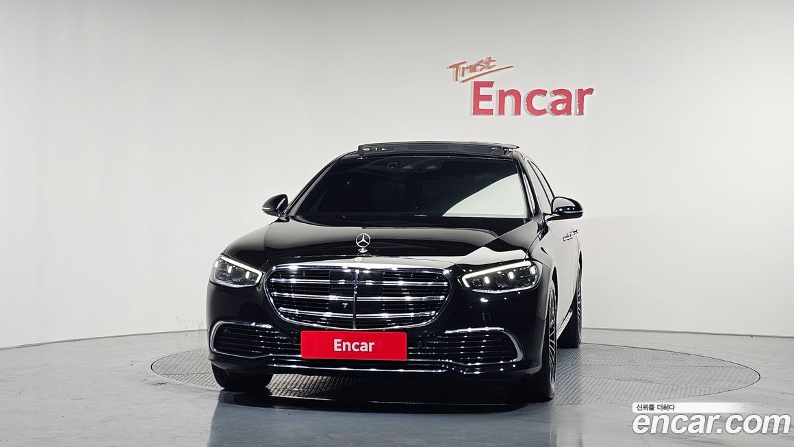 Mercedes-Benz S-Class 2021