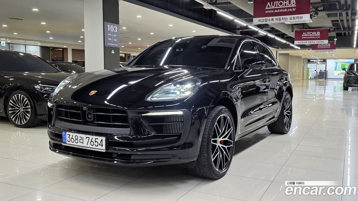 Porsche Macan 2022