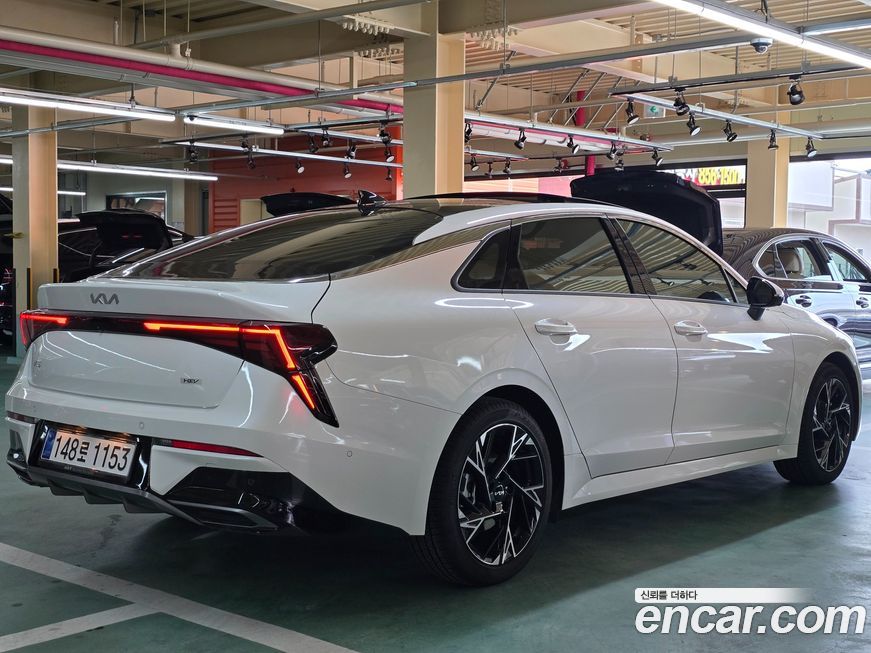 Kia K5 2025