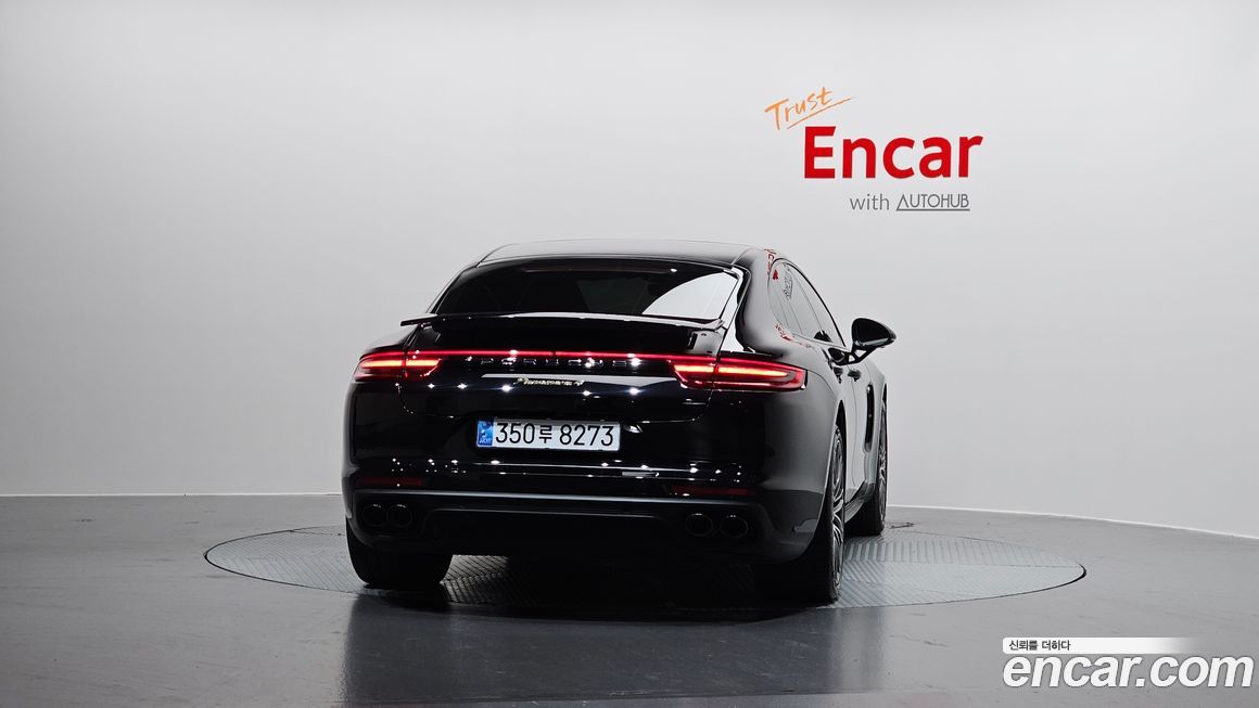 Porsche Panamera 2020