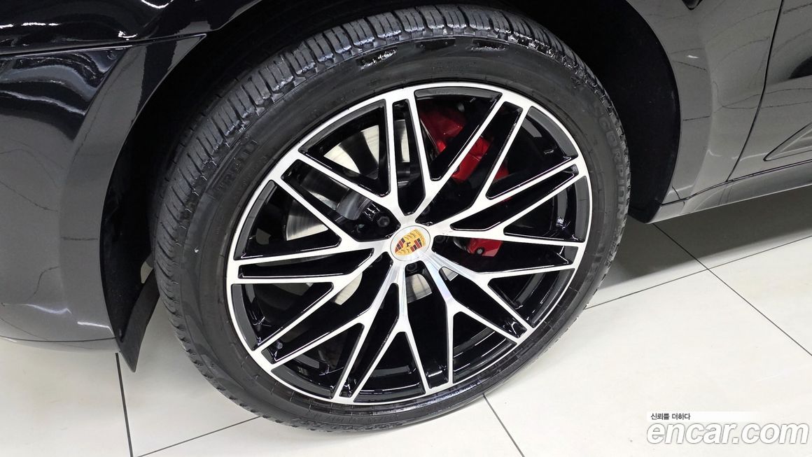 Porsche Macan 2022