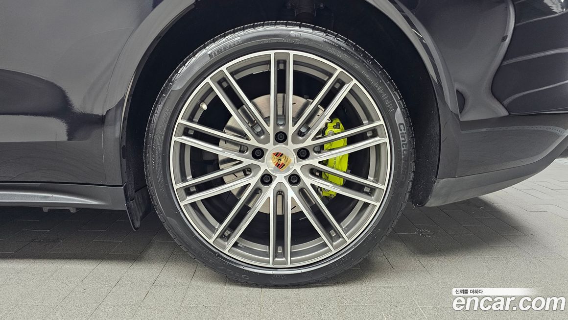 Porsche Panamera 2020