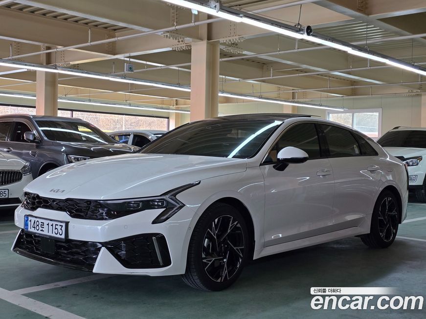 Kia K5 2025
