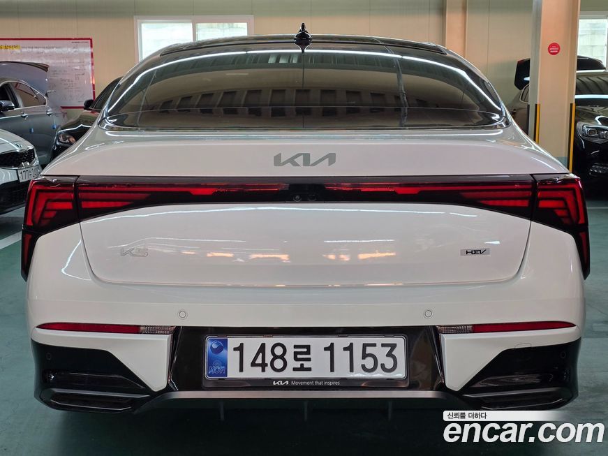 Kia K5 2025
