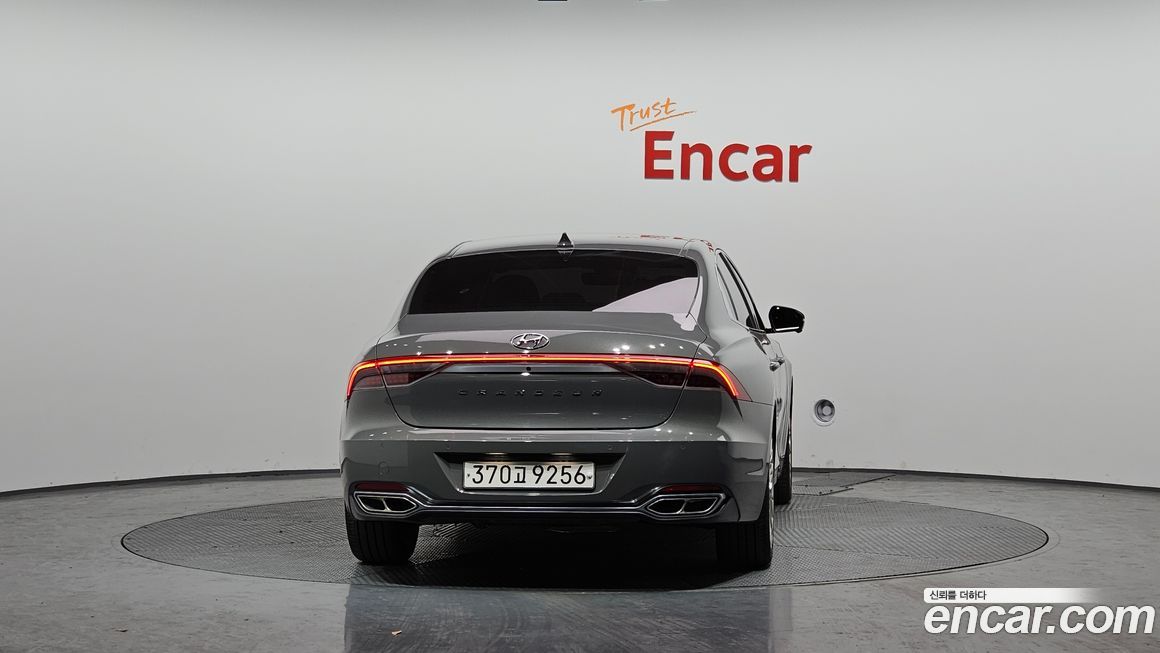 Hyundai Grandeur 2020