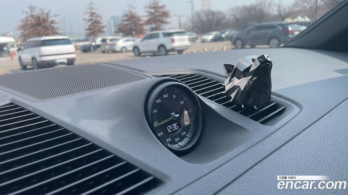 Porsche Cayenne 2021