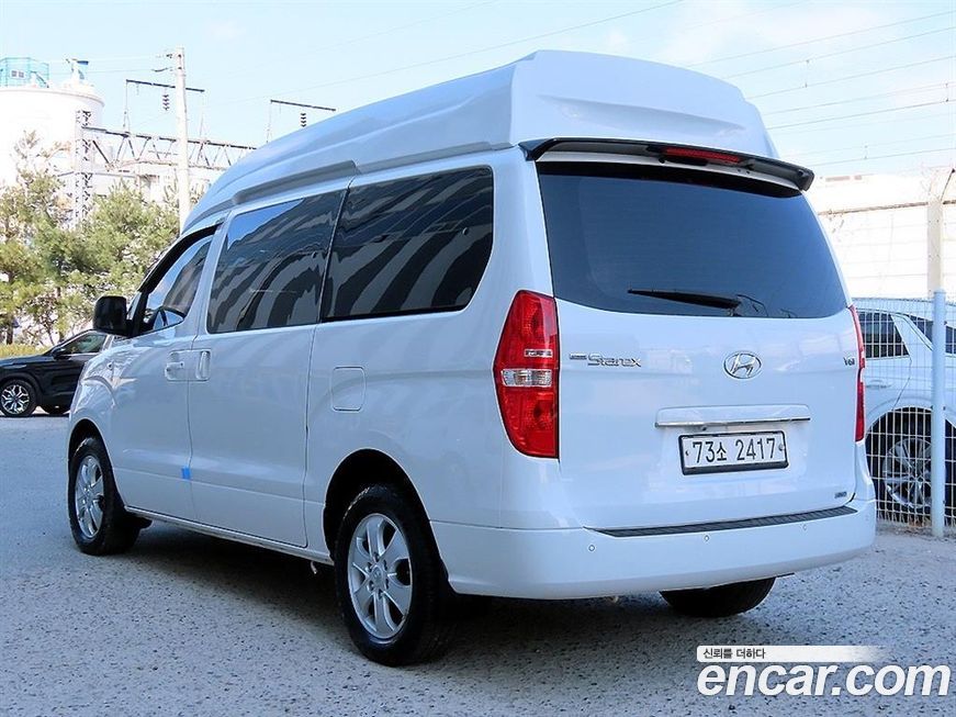 Hyundai Starex 2021