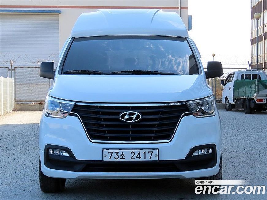 Hyundai Starex 2021