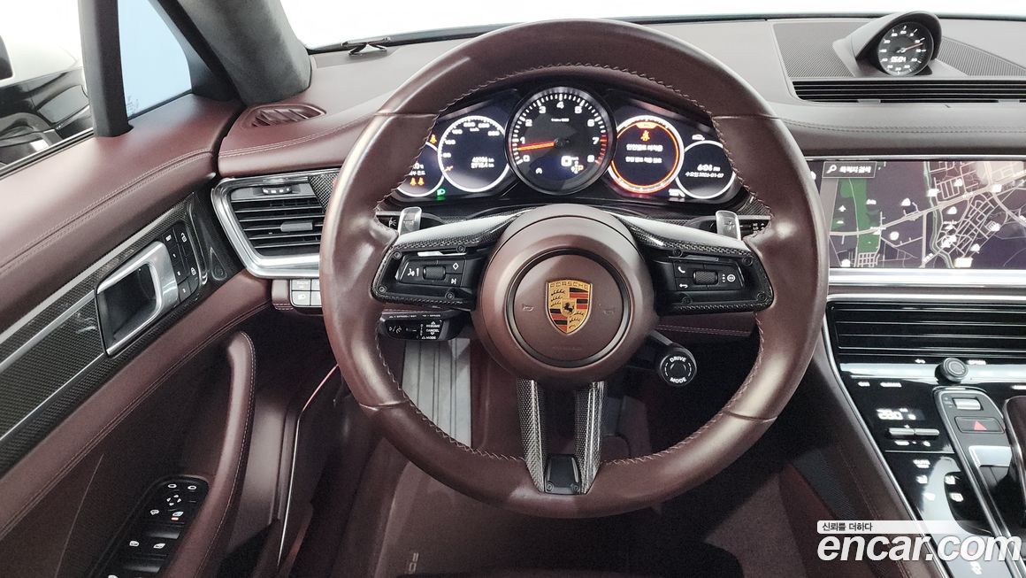 Porsche Panamera 2022