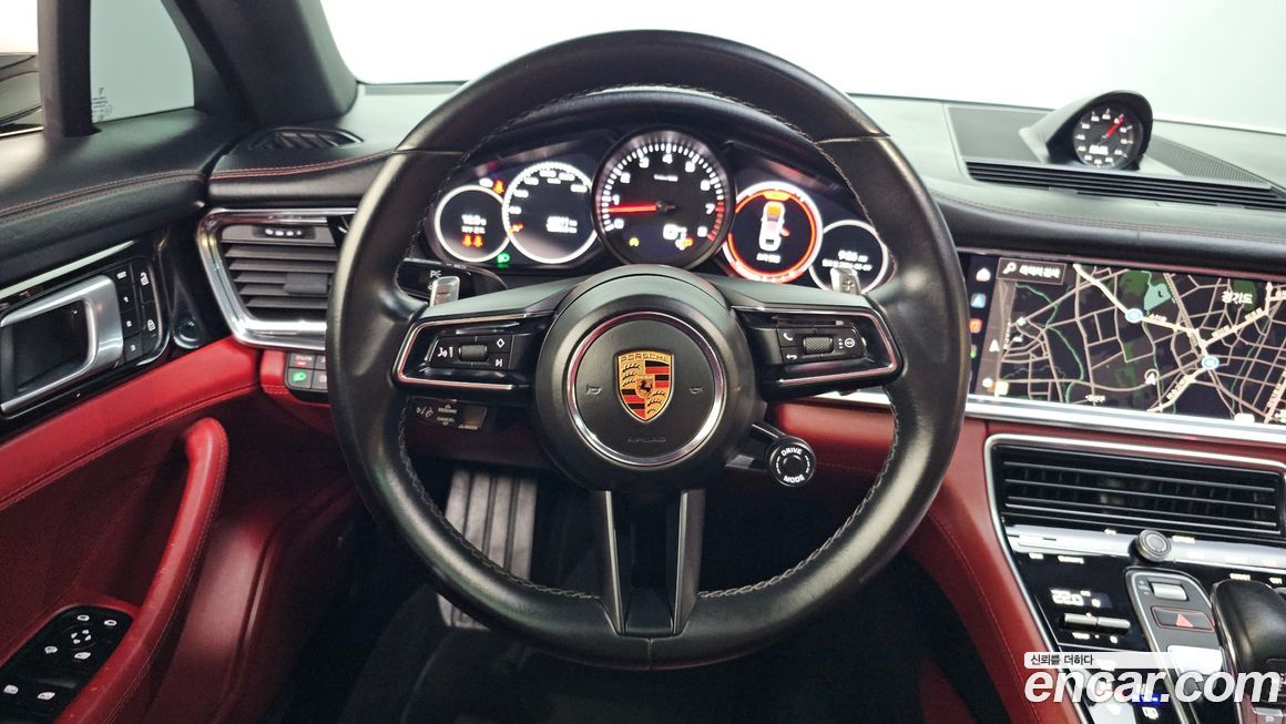 Porsche Panamera 2022