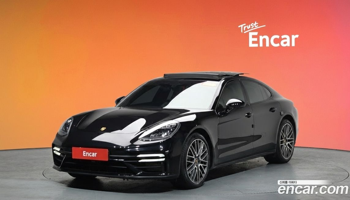 Porsche Panamera 2021